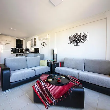 ヴィラ Villa With Private Beach And Shared Pool In Bodrum